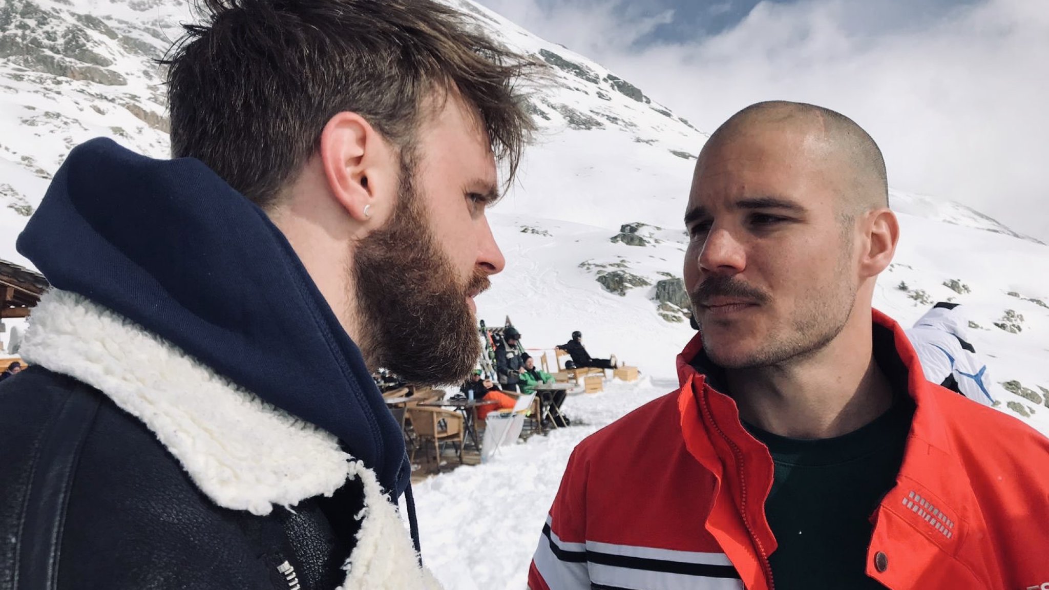 Tim Hofman deelt emotionele post over